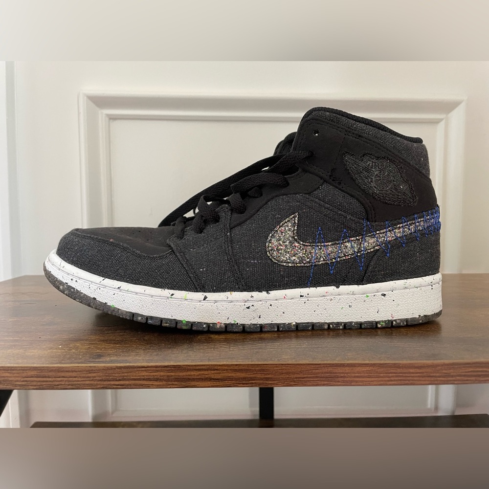 Jordan 1 Mid Crater